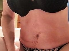 Married slut peeing and toying her pussy