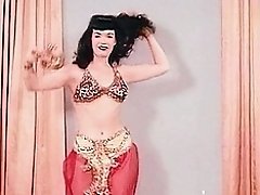 LITTLE EGYPT - vintage 50's burlesque