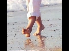 magnifique pieds de Carole Gaessler, gros orteils, smelling feet
