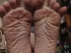 Mikki's Perfect Wrinkled Soles