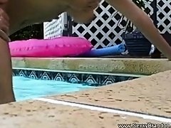 Amateur Couple Fuck In The Pool In Sunny Florida