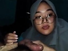 Hijab Indonesian Girl Blowjob 3