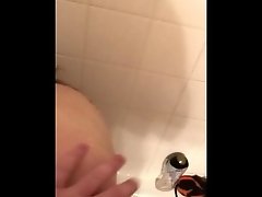 Girlfriend fucked in shower