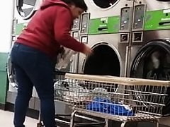 Mature latina at the laundromat pt.1